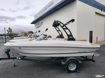 2023 Bayliner VR4