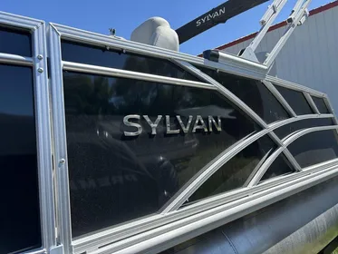 2024 Sylvan 8520 CLZ DH 90HP VMAX BUNK TRAILER