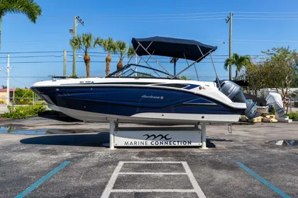 2023 Hurricane SunDeck OB SD 235 OB