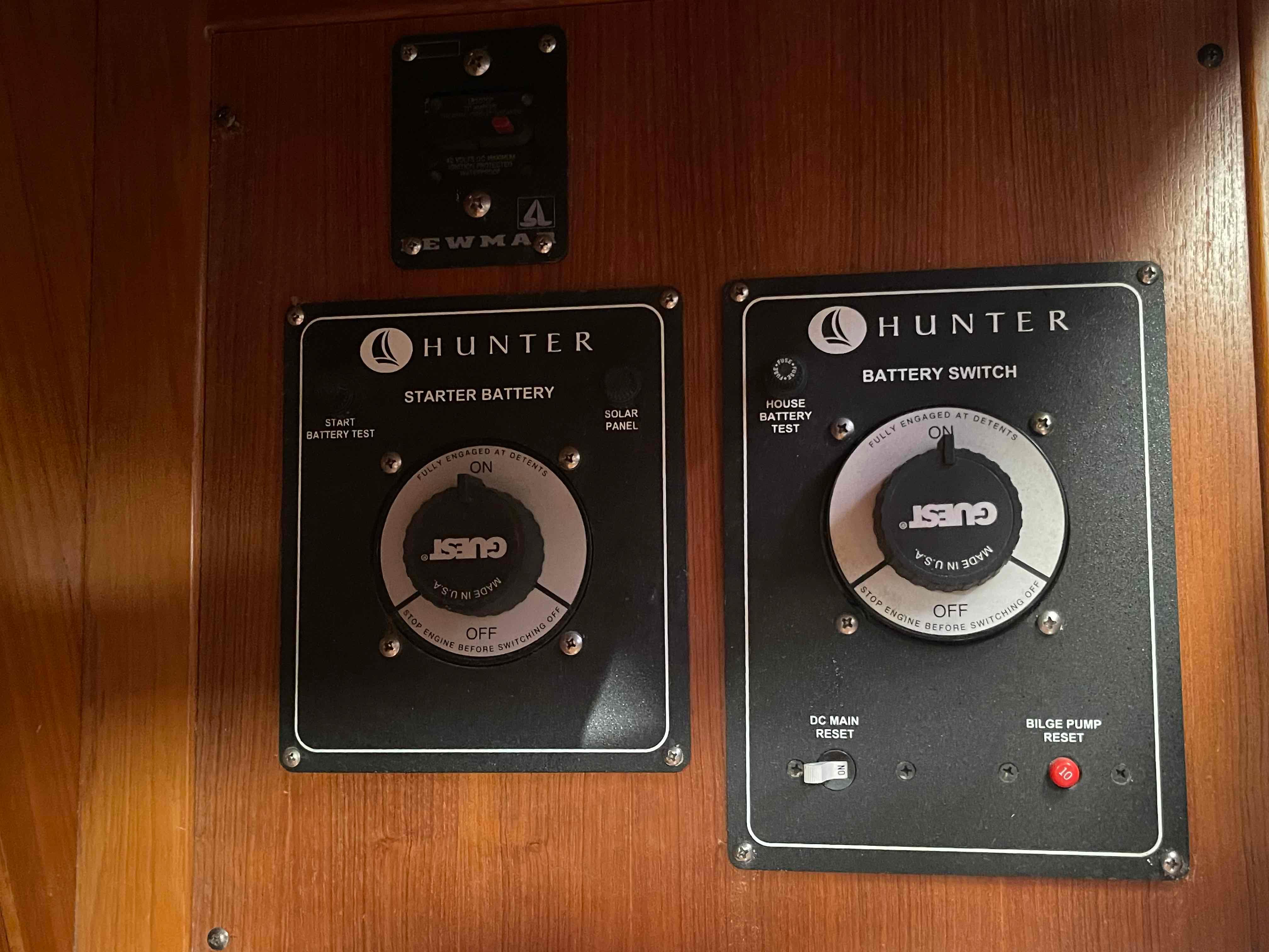 2002 Hunter 380