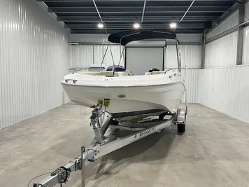 2020 Hurricane SunDeck Sport 192 RL OB