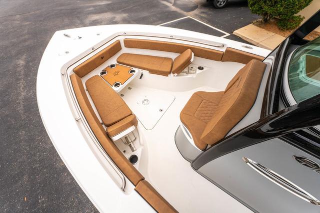 2024 Sea Pro 242 Center Console