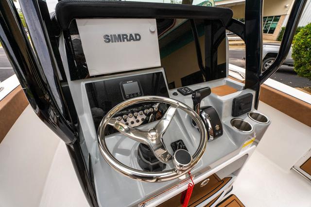 2024 Sea Pro 242 Center Console