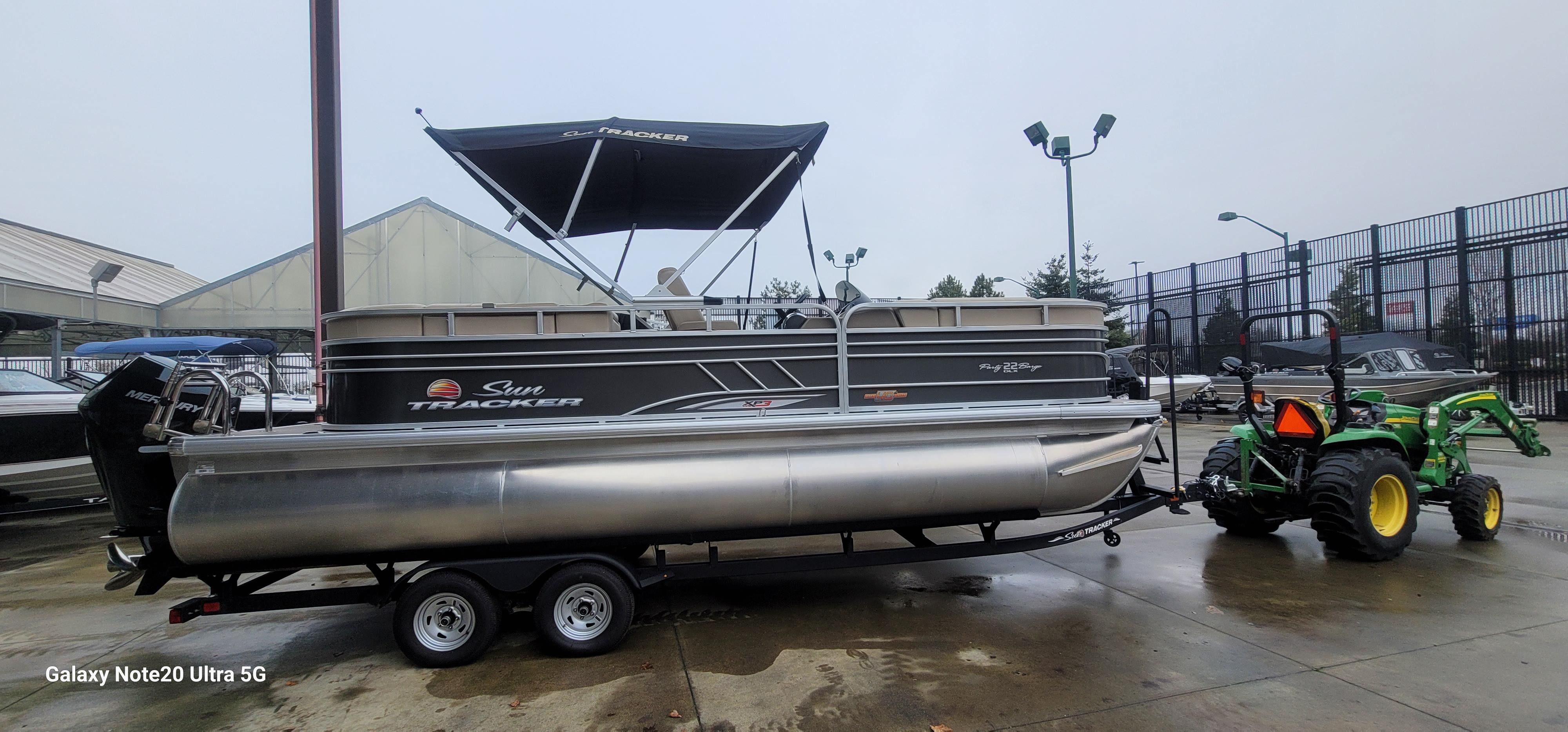 New 2024 Sun Tracker Party Barge 20 DLX in Tacoma, WA