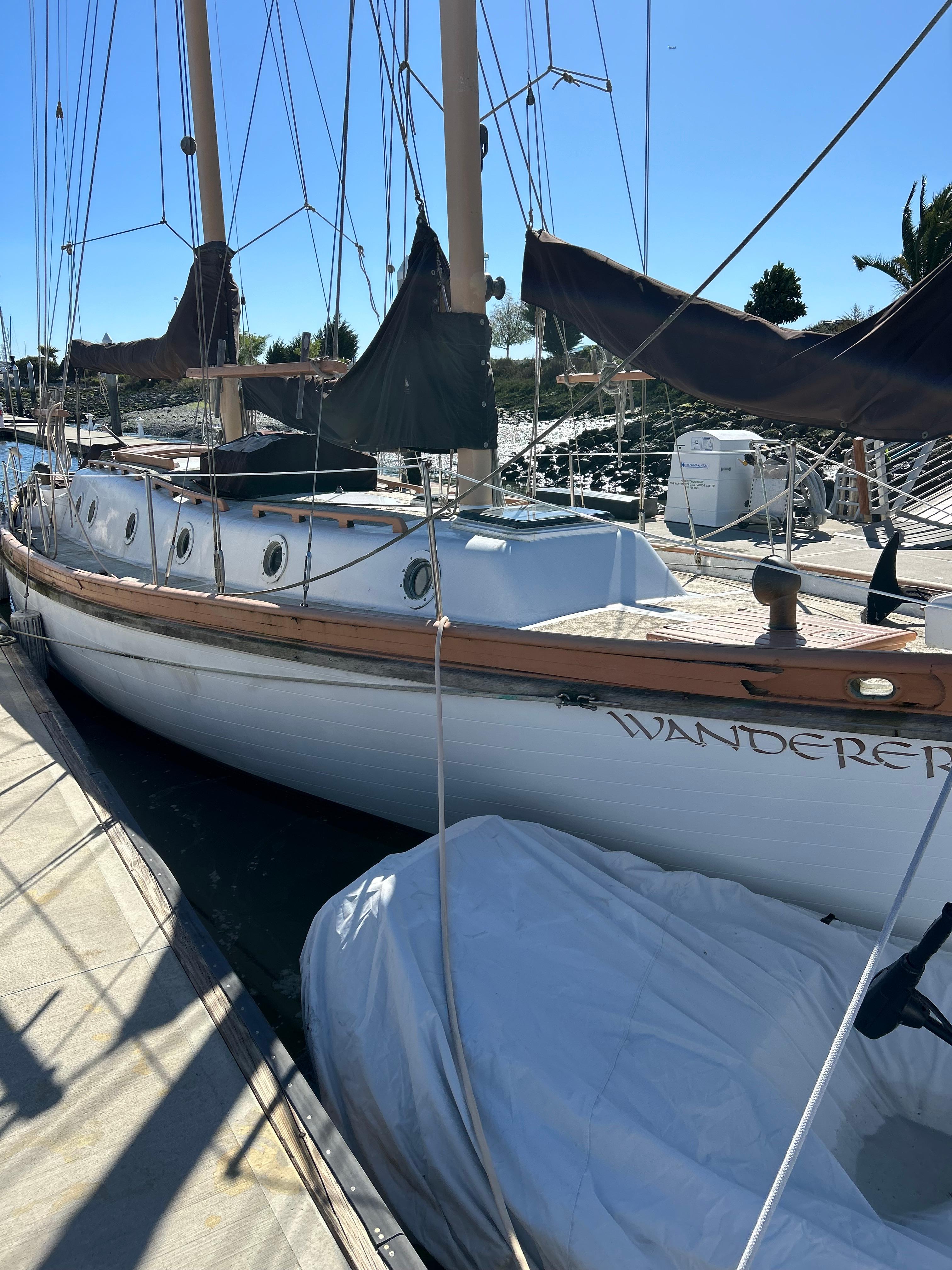 islander 44 sailboat