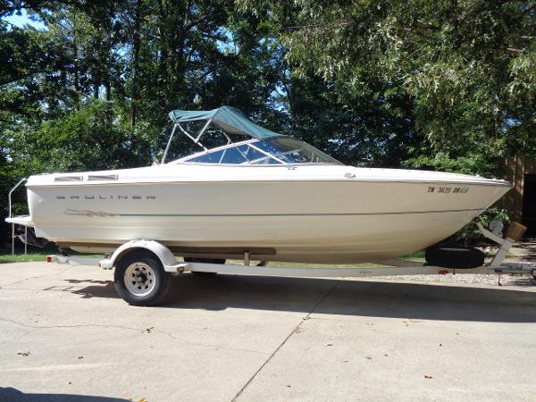 Used 2001 Bayliner 2150 Capri Ski Boat, 35677 Waterloo - Boat Trader