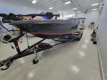 2014 Triton 216 Fishunter