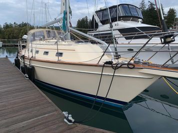 2005 Island Packet 380