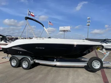 2023 Hurricane SunDeck Sport 205 IO