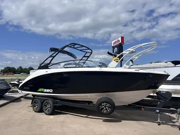 2022 Yamaha Boats AR250