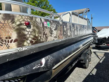 2008 Avalon Avalon 2225 Fish, 22' fishing. 2019 Evinrude 115. 2020 trailer