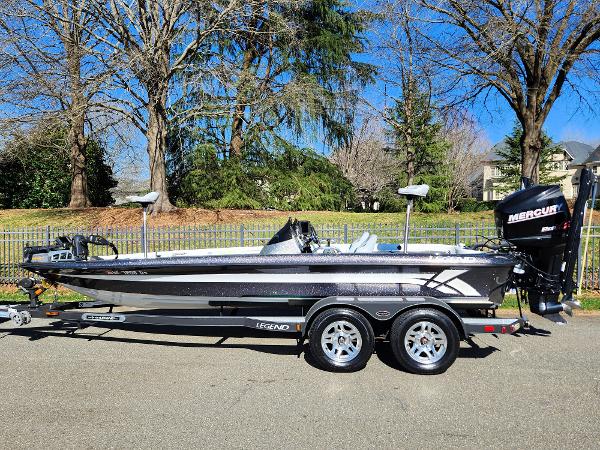 2022 Bass Raider 10E NXT Fishing Pontoon - boats - by owner - marine sale -  craigslist