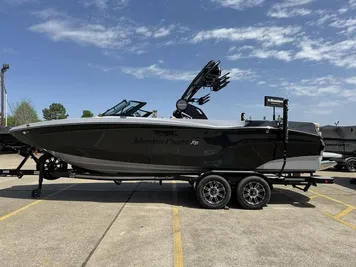 2024 MasterCraft XT24