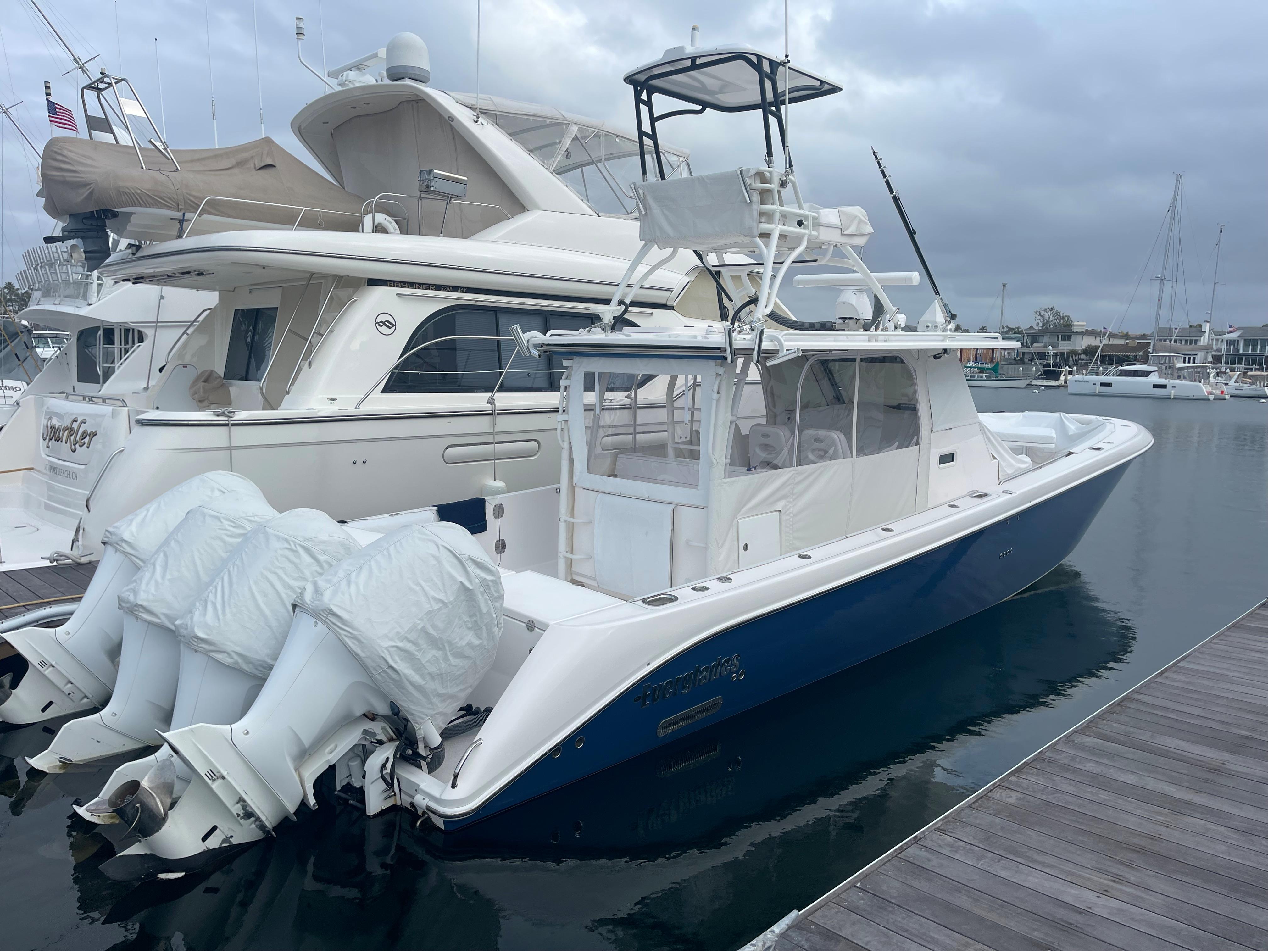 New 2015 Everglades 435 CC, 92663 NEWPORT BEACH Boat Trader