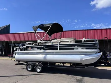 2018 Sun Tracker Fishin' Barge 20 DLX
