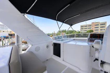 Forward Facing Bench Seat on Flybridge