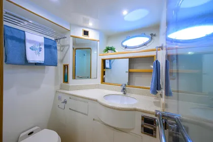 Master Stateroom Ensuite