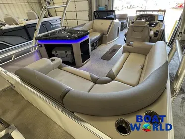 2024 Tahoe LTZ 2385 Elite Windshield Tritoon Pontoon & Suzuki