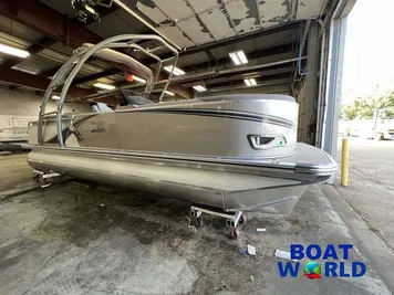 2024 Tahoe LTZ 2385 Elite Windshield Tritoon Pontoon & Suzuki