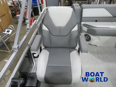 2024 Tahoe Sport 2180 Cruise Rear Bench (CRB) Pontoon & Honda