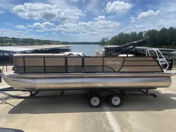 2024 Bentley Pontoons Legacy 240 Swingback