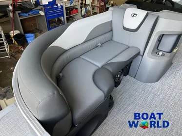 2024 Tahoe LTZ 2185 Rear Fish Pontoon & Honda 4-Stroke EFI