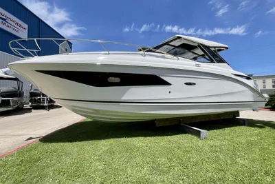 2024 Sea Ray Sundancer 320 Outboard