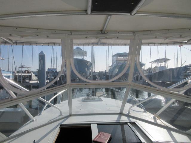 2001 Contender 35 Side Console