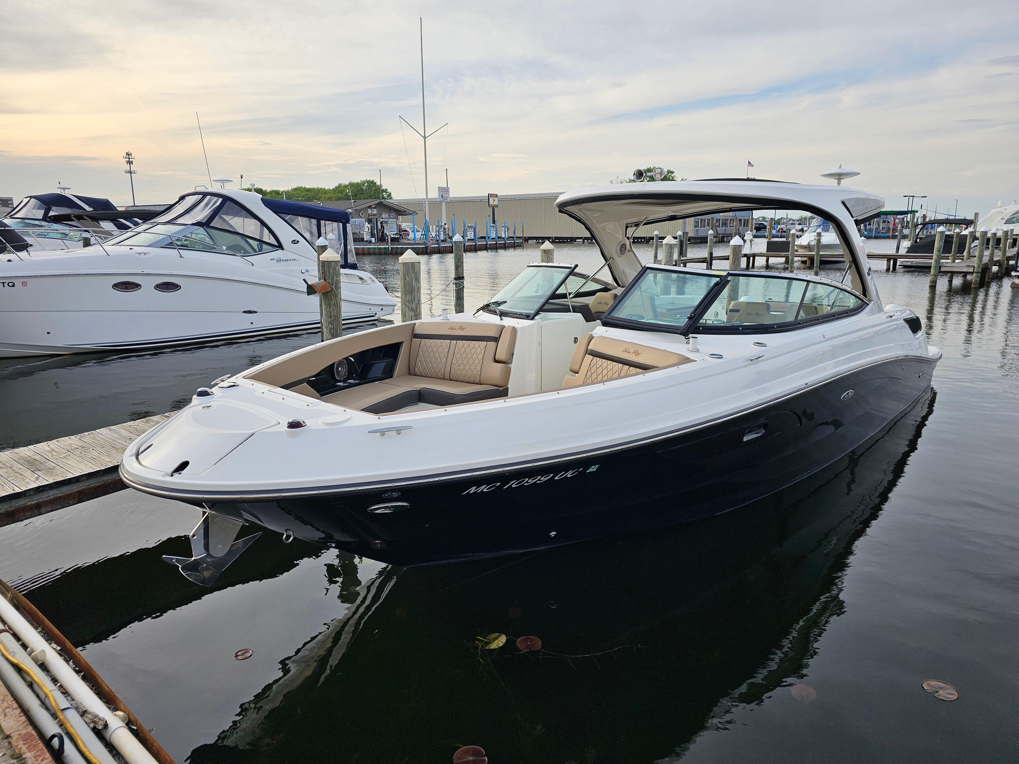 2018 Sea Ray 350 SLX
