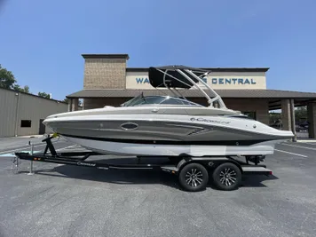 2023 Crownline SS 260