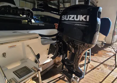 2022 Sea Pro 228 Center Console