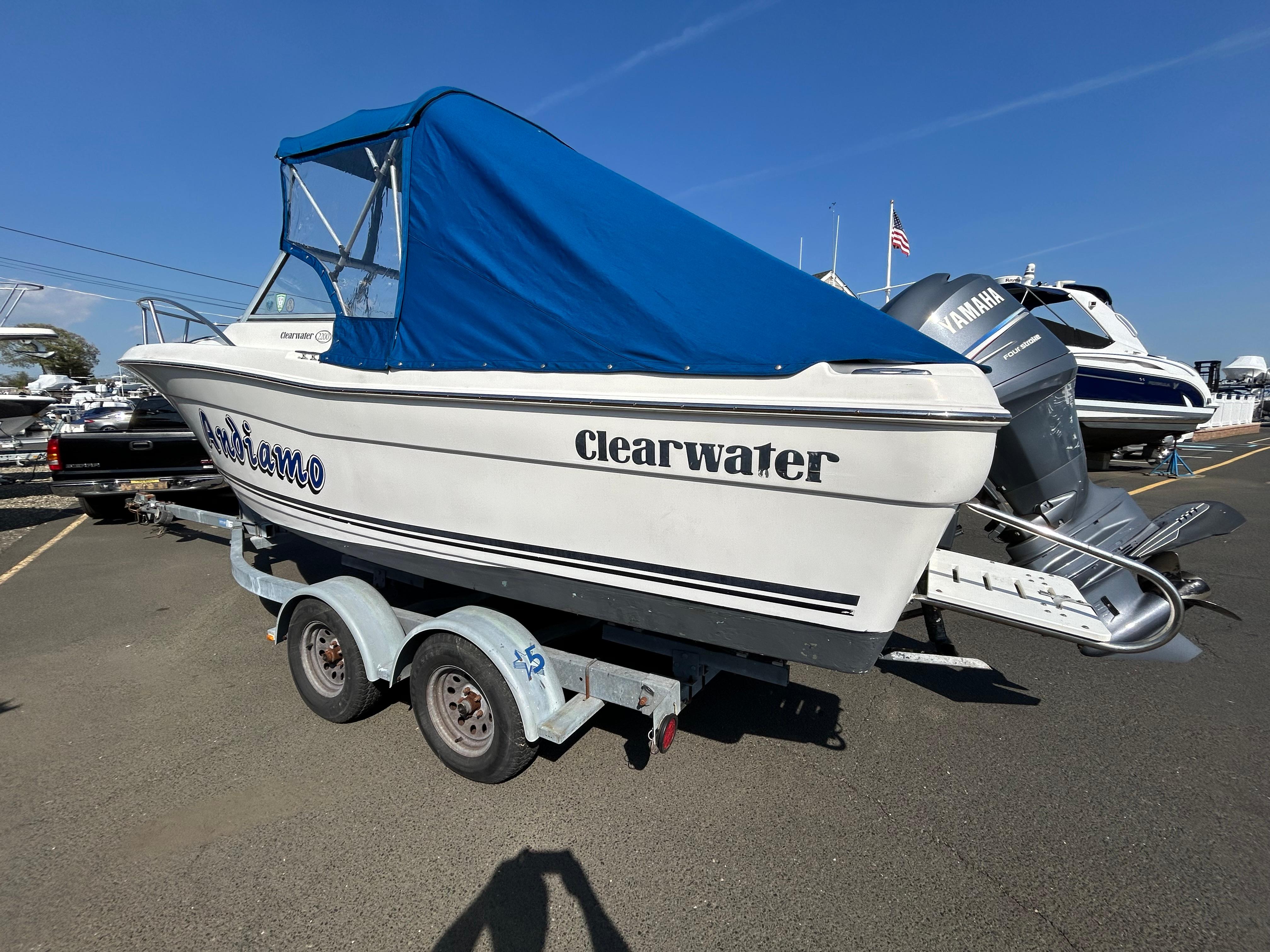 2006 Clearwater 2200 Dual Console