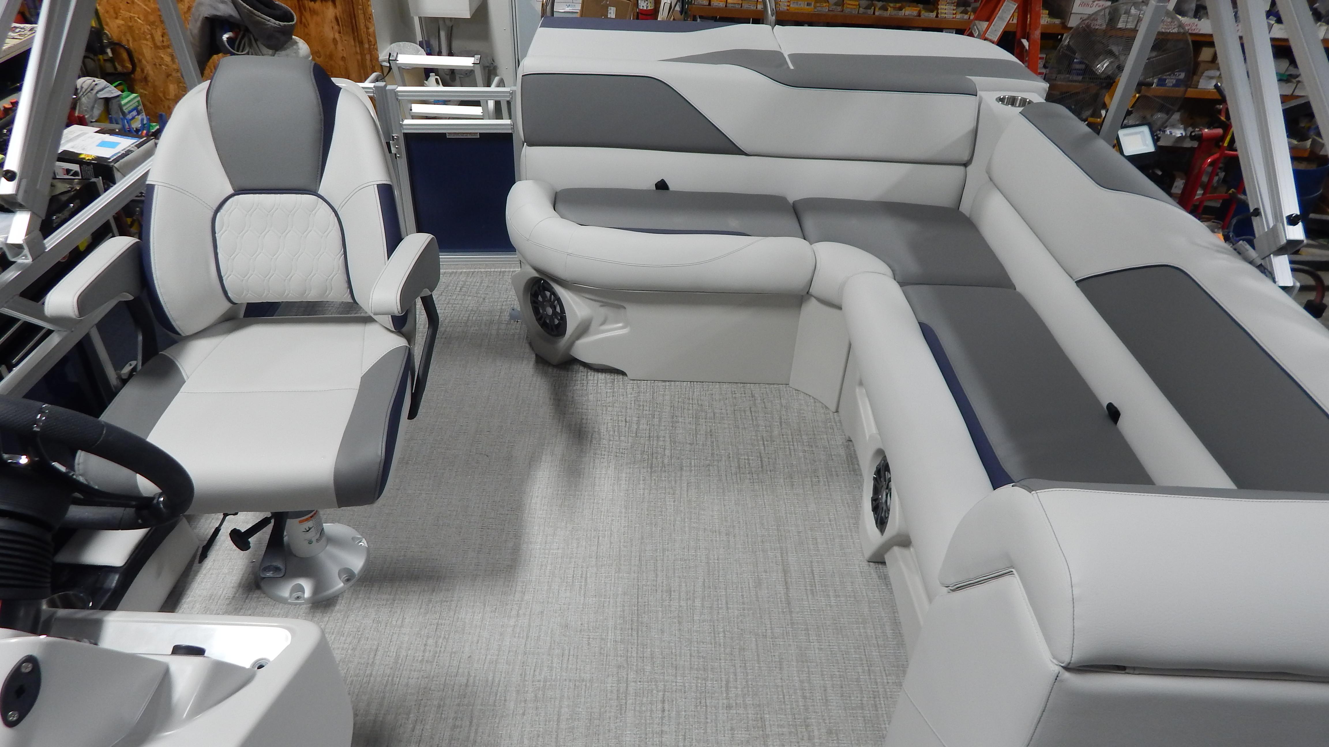 2024 Avalon Venture Cruise Bow Fish - 21'