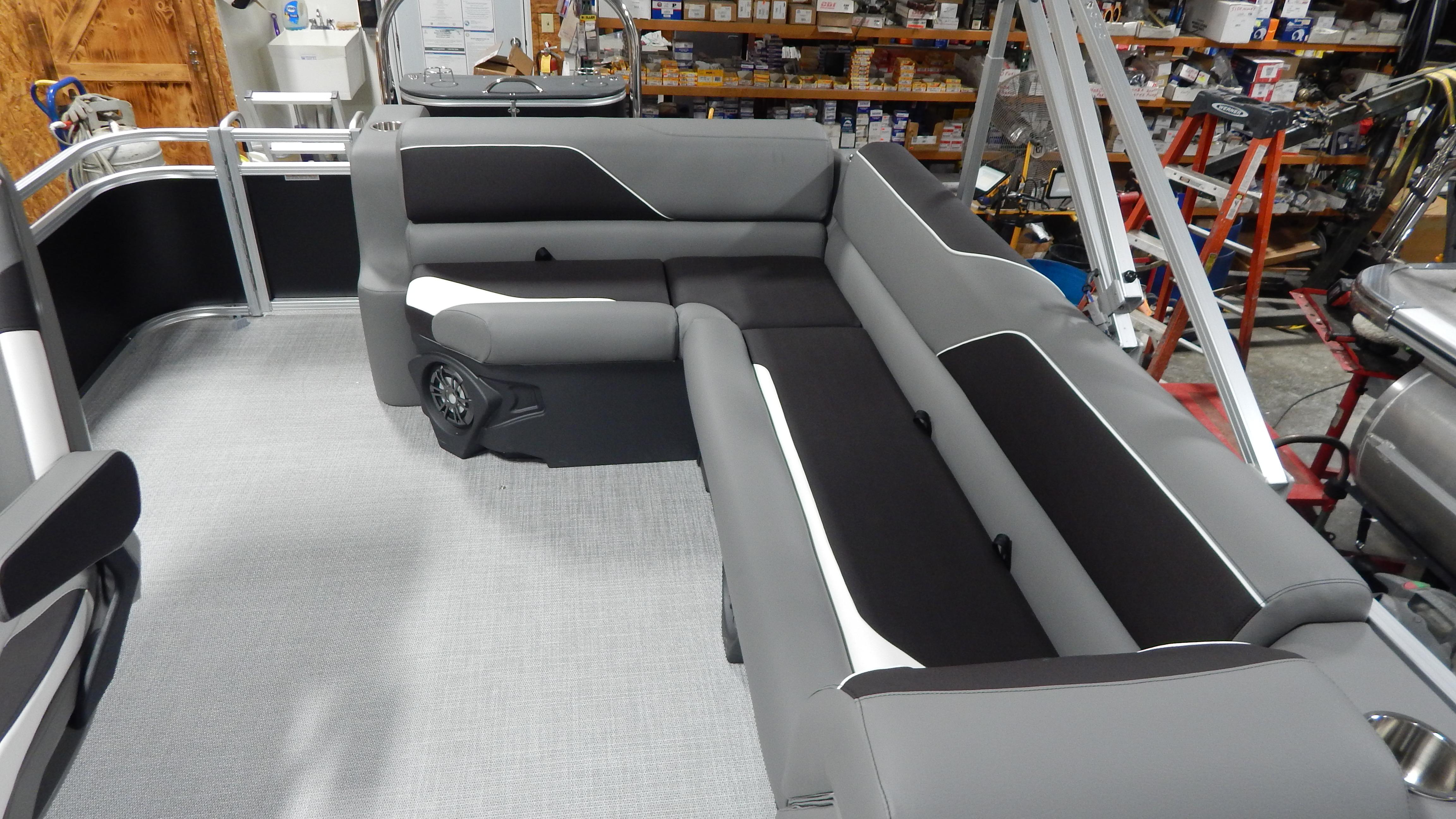 2024 Avalon Venture Cruise Rear Bench - 23'