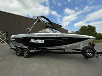 2023 Malibu Wakesetter Lsv 23