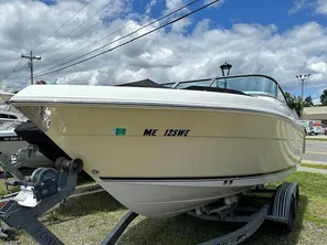 2005 Robalo R227 DC