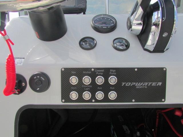 2023 Topwater Skiffs Trinity Bay 213