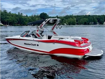 2022 MasterCraft X24