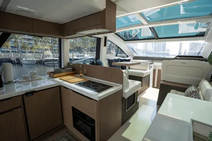 2022 Galeon 470 Sky