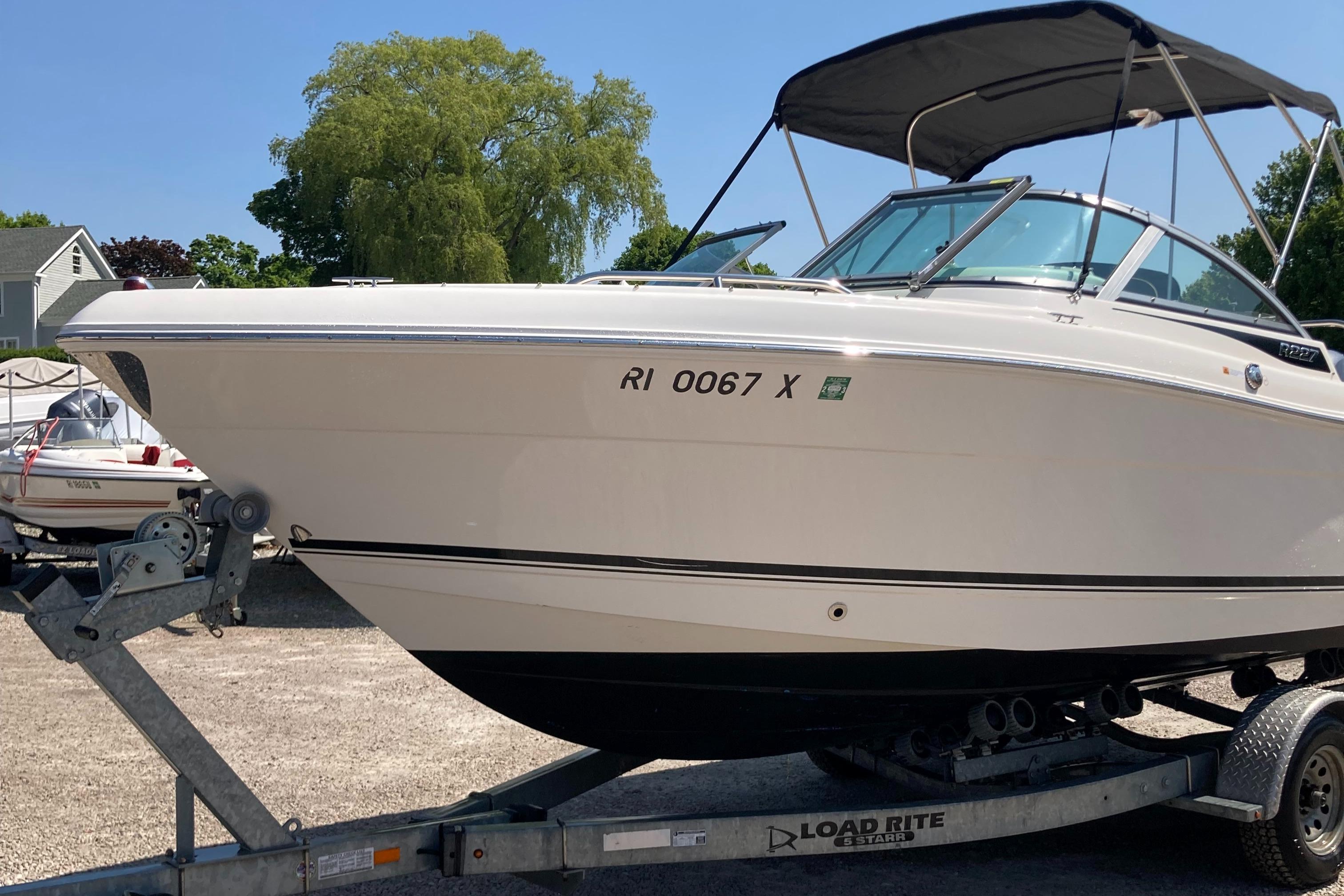 Used 2017 Robalo R227 Dual Console, 02813 Charlestown Boat Trader