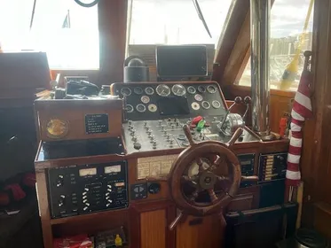 1982 Monk 40 Helm View