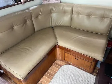 1982 Monk 40 L Shaped Seating View