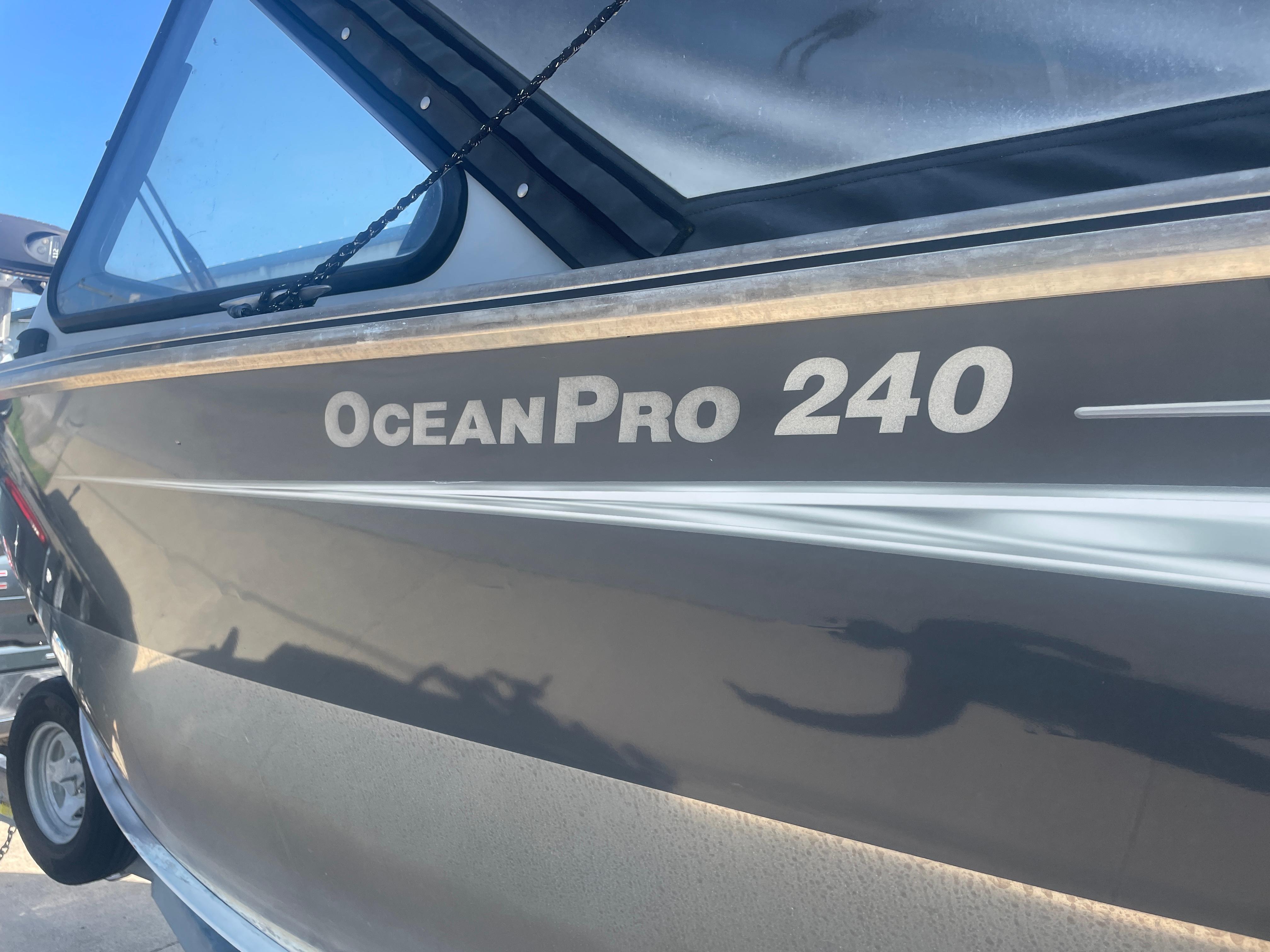 2016 Hewescraft 240 Ocean Pro