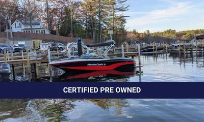 2019 MasterCraft XT22