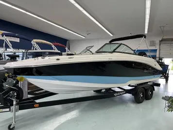 2022 NauticStar 223 DC