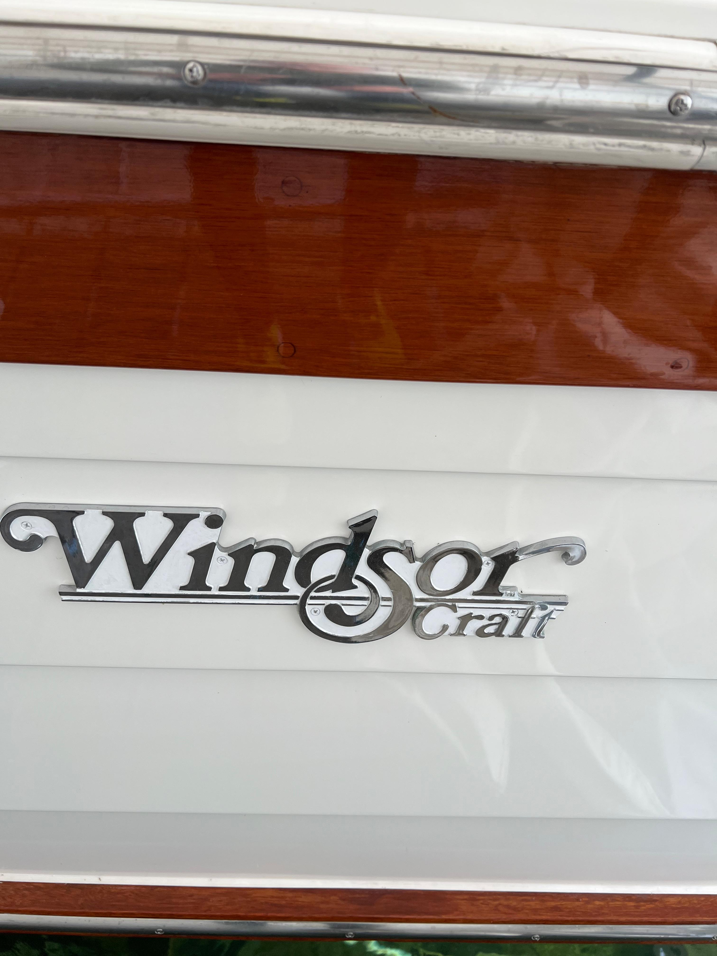 1991 Windsor Craft 31ft