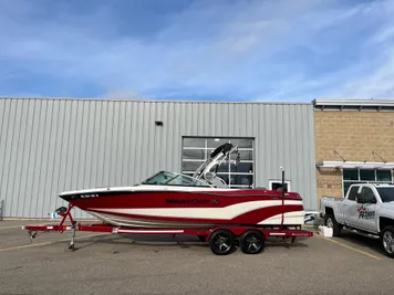 2020 MasterCraft XT23