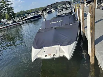 2017 MasterCraft X46