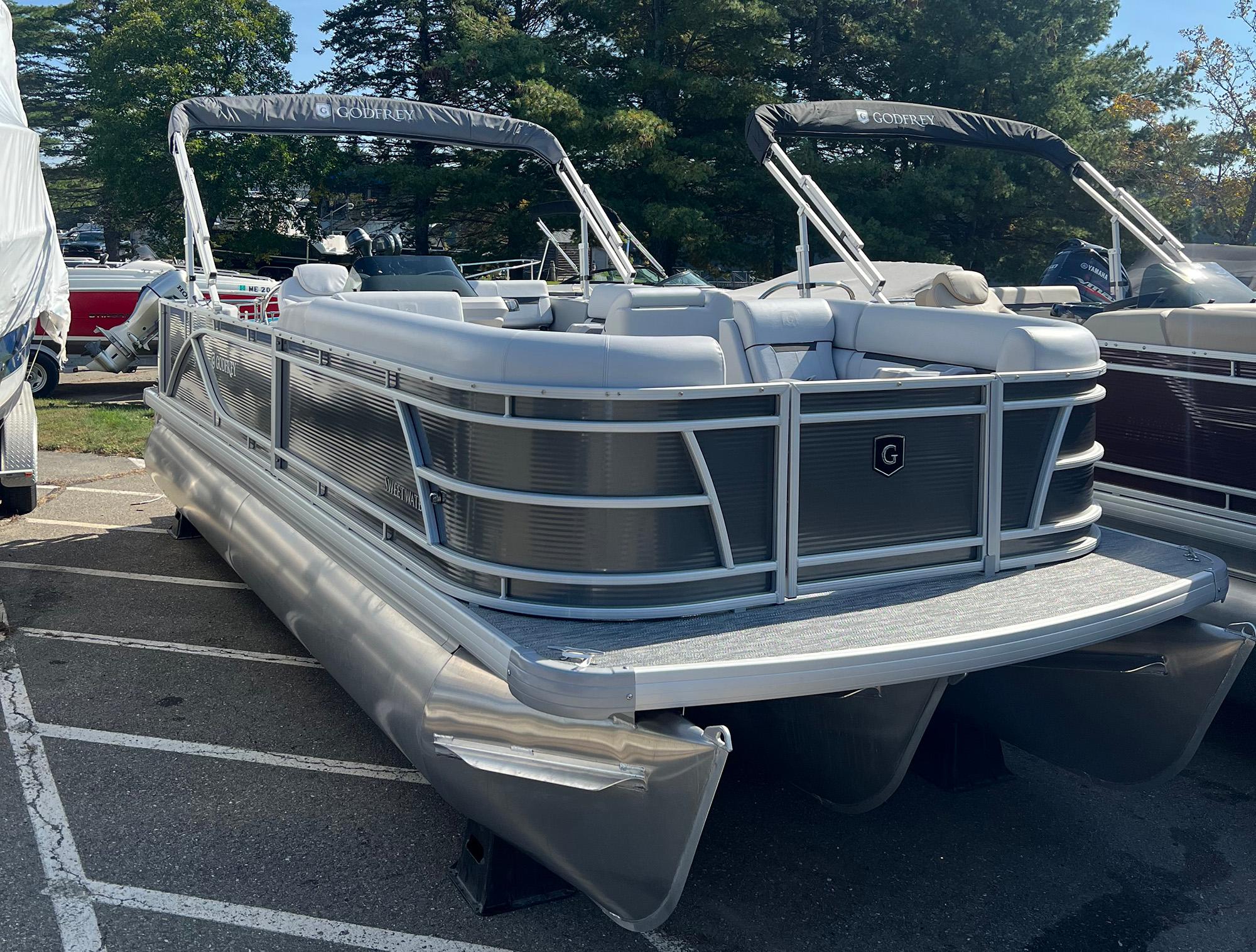 New 2024 Godfrey SW2286SFL TRIPLE 04901 Waterville Boat Trader   9105940 953816314 0 271020230324 2 