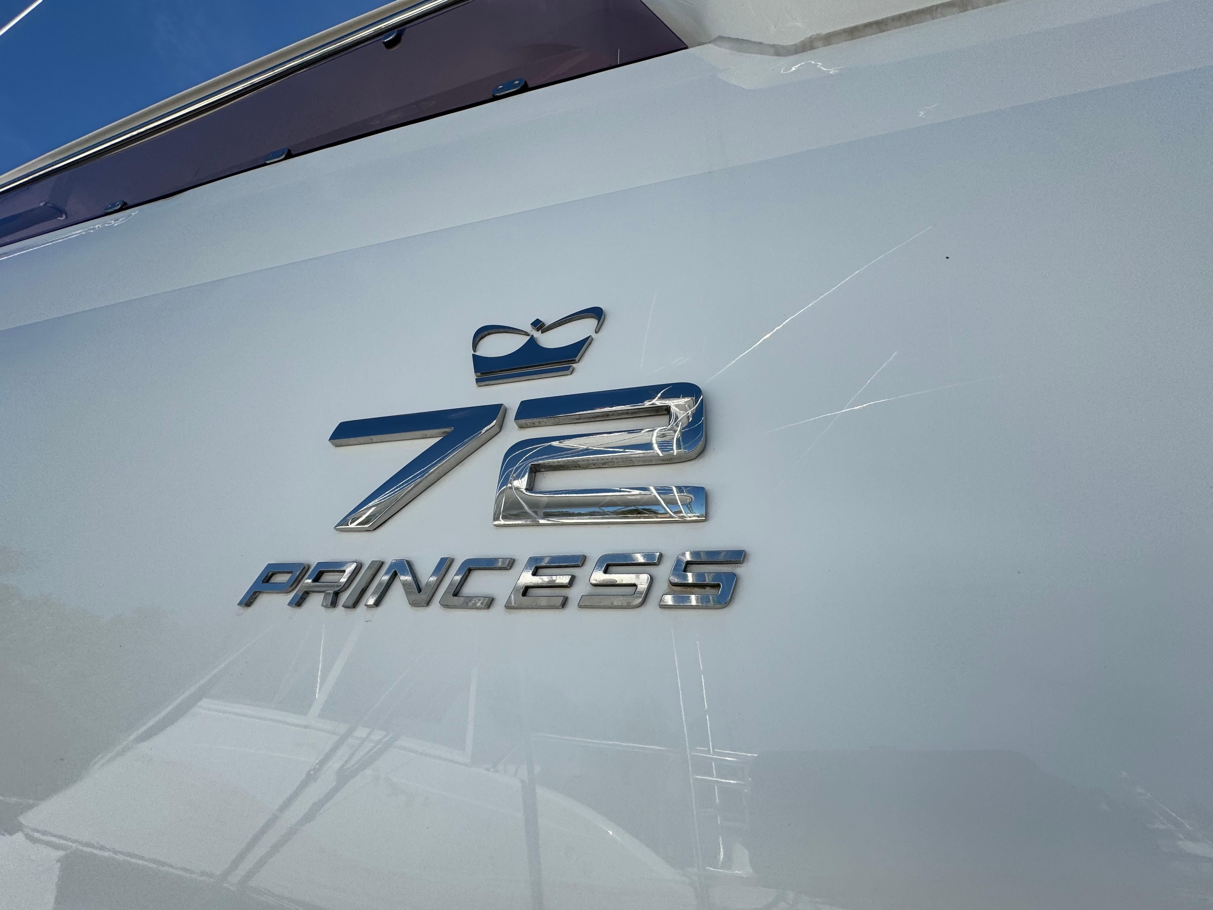 2015 Princess Flybridge 72 Motor Yacht
